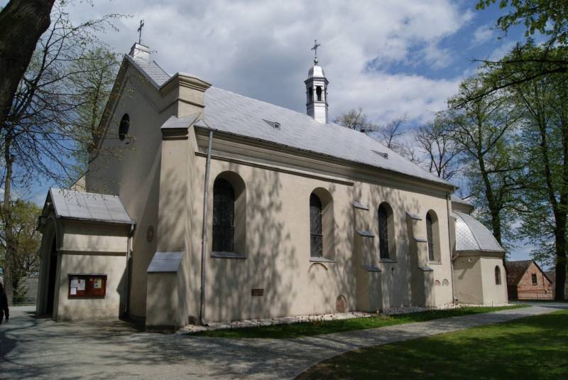 Kościół parafialny w Bodzanowie 